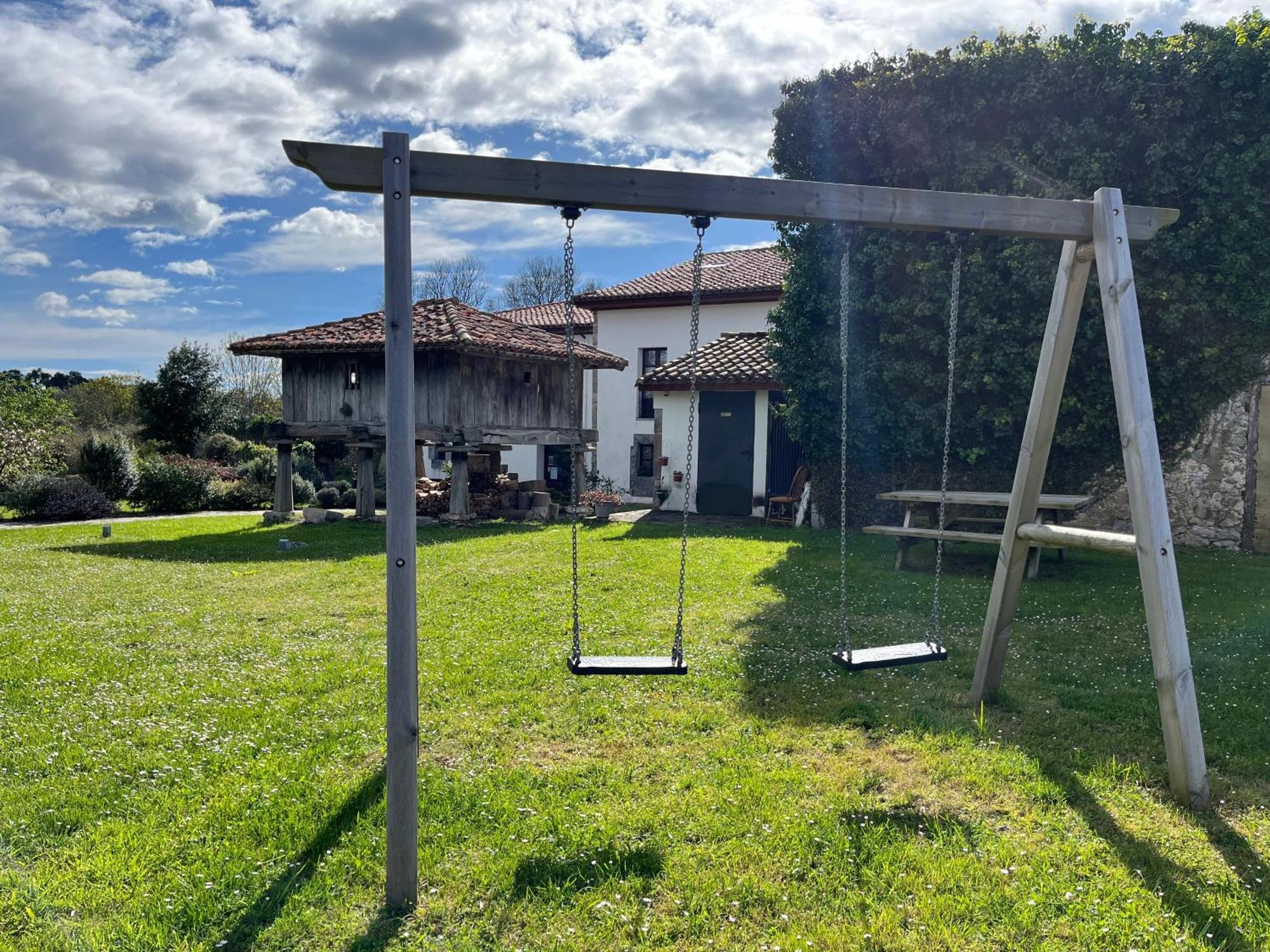 La Ribera De Pria Guest House Villanueva de Pria Екстериор снимка